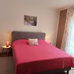 Apartment Suzi Valdebek