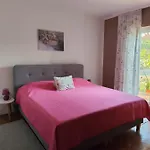 Apartment Suzi Valdebek