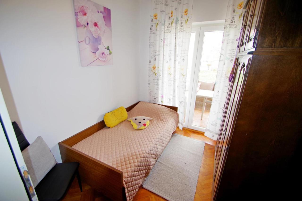 Apartment Suzi Valdebek *